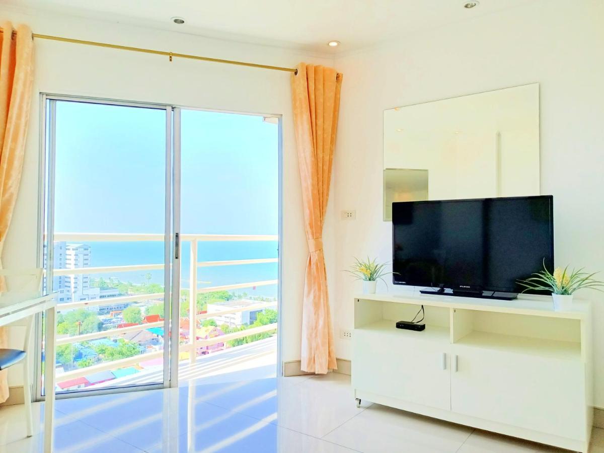 Sea View Beachfront Condos Pattaya Praia de Jomtien Exterior foto