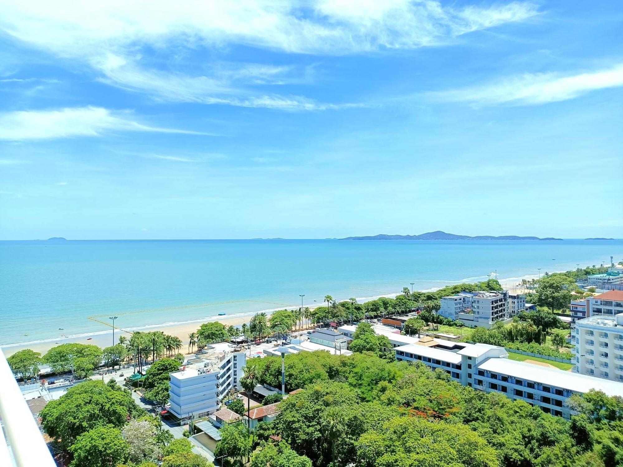 Sea View Beachfront Condos Pattaya Praia de Jomtien Exterior foto